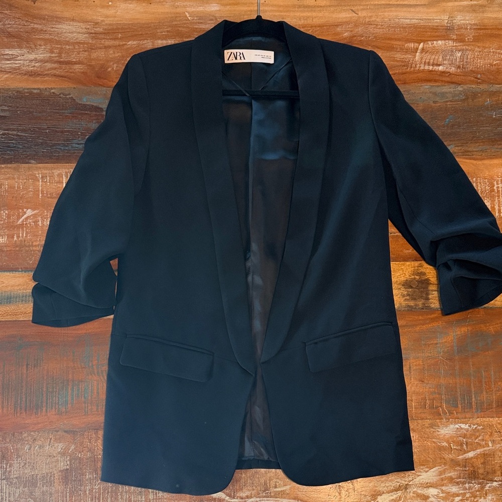 Zara Women's Elegant Black Suit Jacket- size:XS (like new)